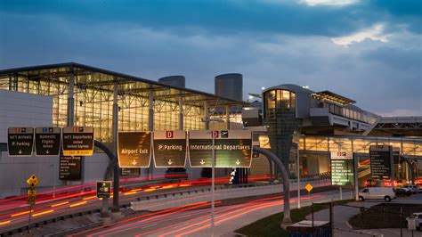 Aeropuerto george bush - Houston George Bush Intercontinental Airport is a United States Airport located in Houston. You can directly contact the airport for flight arrival information via phone at 12812303000. The airport's email is info@fly2houston.com.